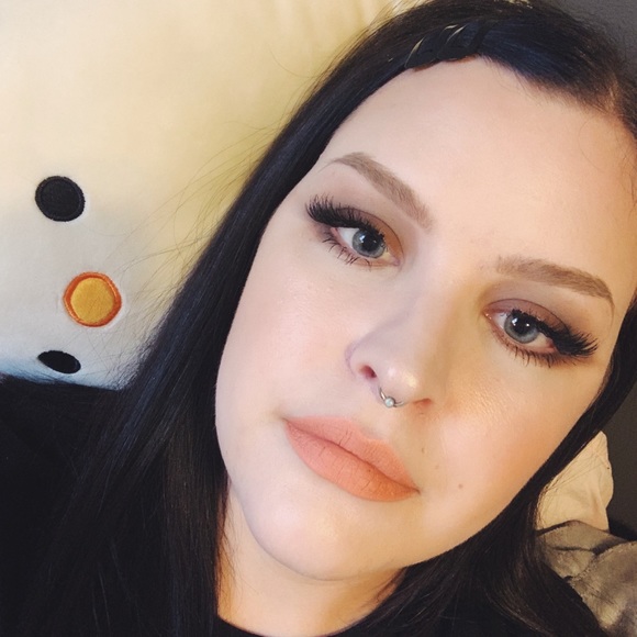 Meet your Posher, Aysha - Picture 1 of 1